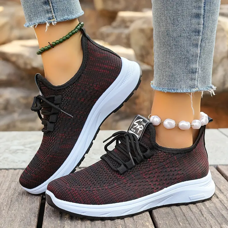 Emma Trendiga sneakers i mesh för utomhusbruk